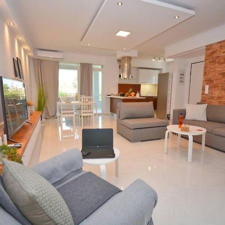 Potamos Deluxe White Apartment Eksteriør billede